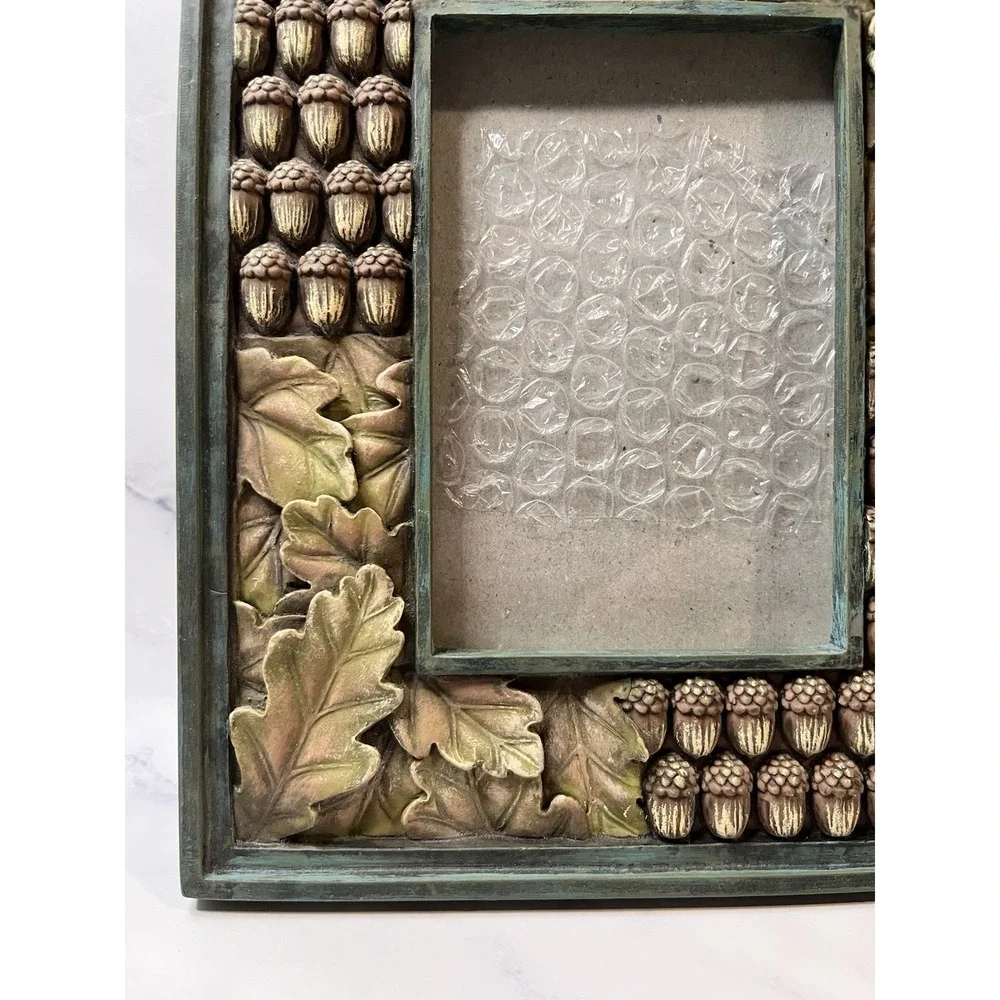 Vintage Parylite Acorn Picture Frame Holds 3.5